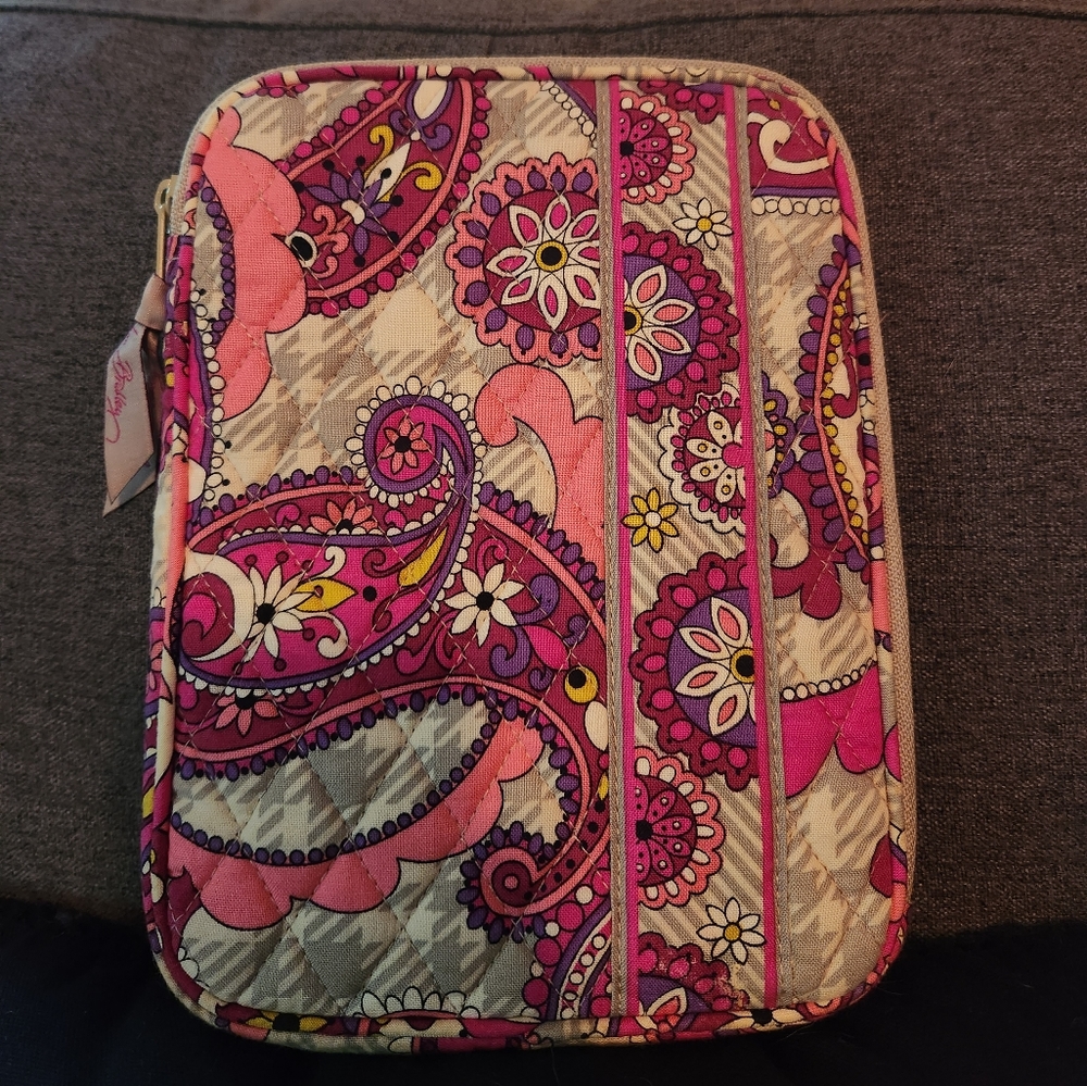 Vera Bradley tablet case *paisley meets plaid*